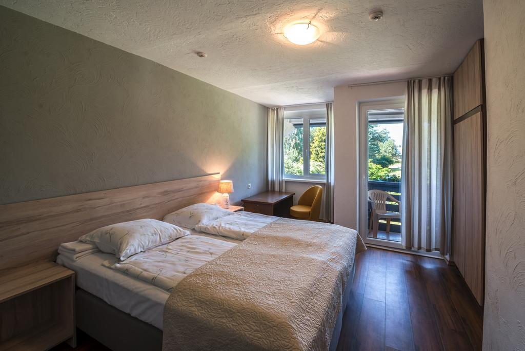 Guest House Ieva Sventoji Ngoại thất bức ảnh